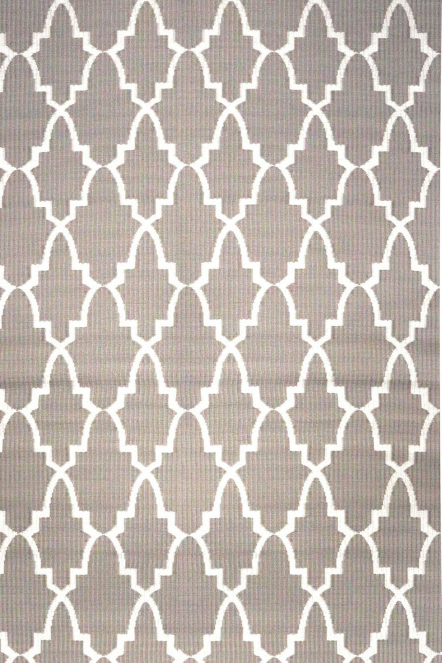 Casa Blanca Sand & White